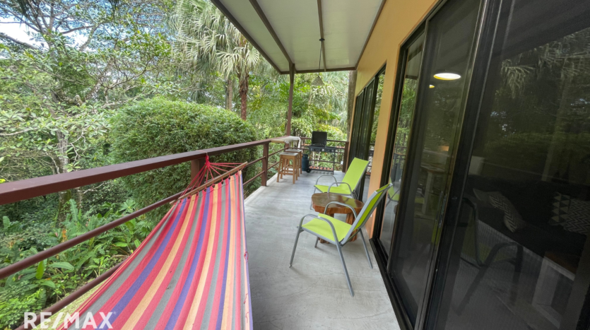 Tropicana Surf Retreat or Large Family Compound