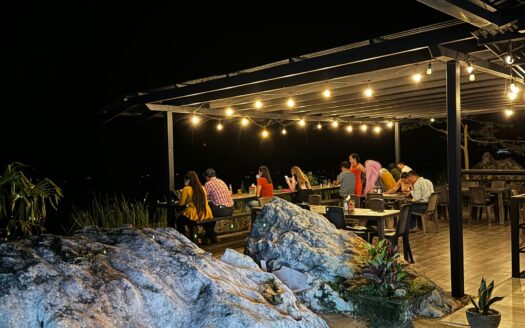 🏨🌴 UNIQUE INVESTMENT OPPORTUNITY IN CORREDORES, HOTEL & RESTAURANT 🌴🏨
